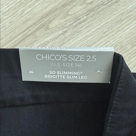 NWT Chico’s Slimming Brigitte Slim Leg Pants Size 14 - Picture 3 of 8